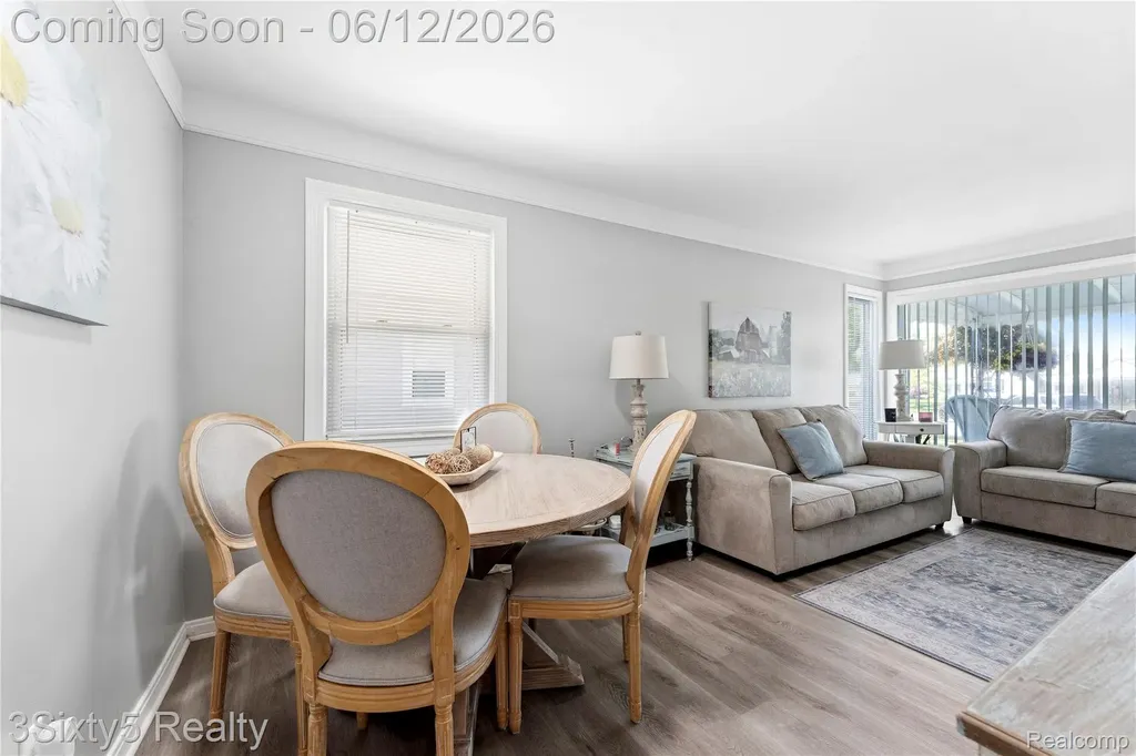 3223 S Stella Court Trenton City MI 48183