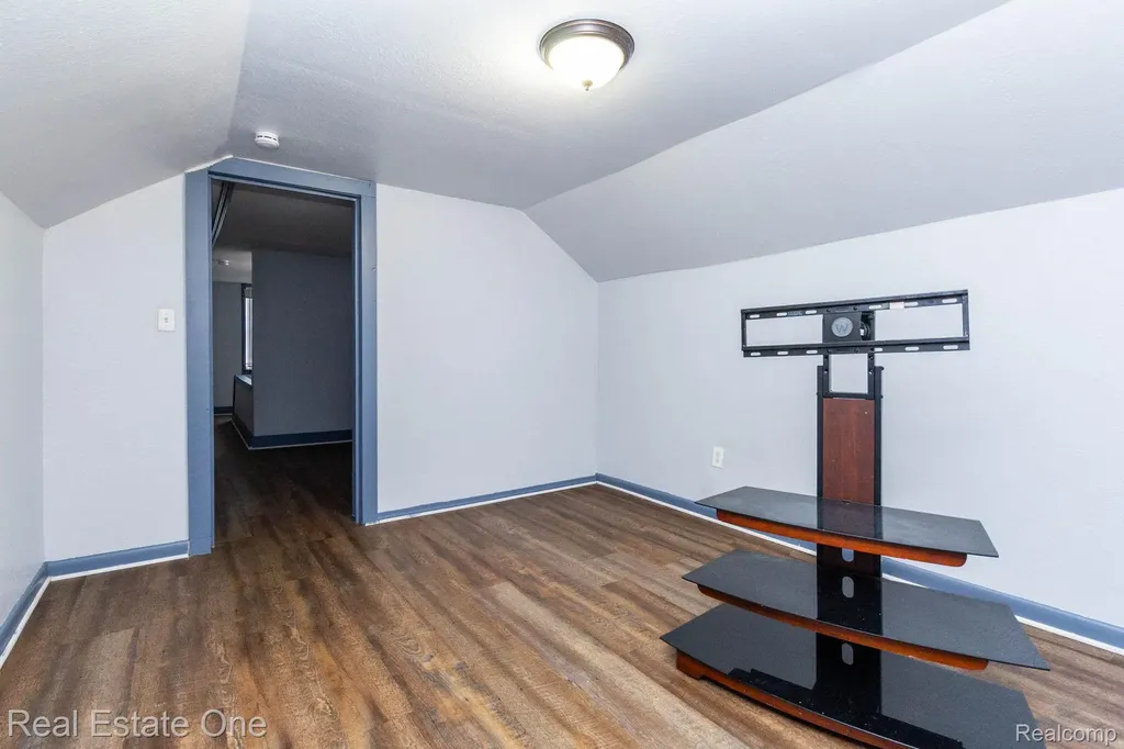 6427 Linsdale Street Detroit City MI 48204