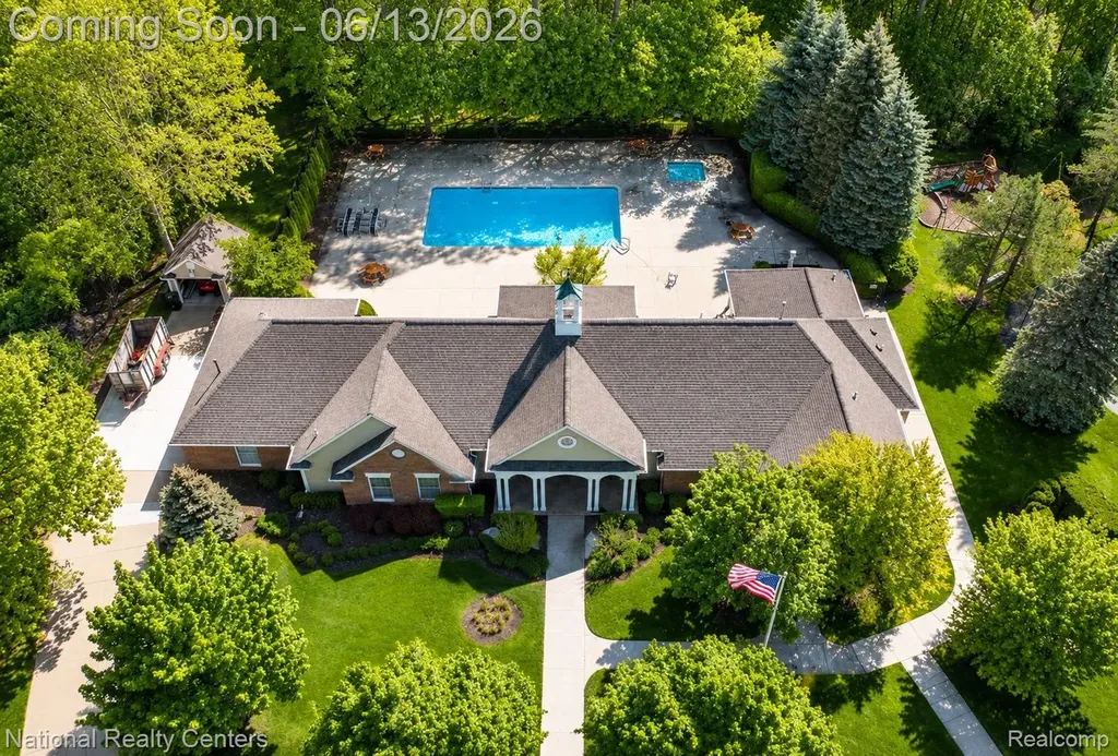 4033 Berkshire Drive Sterling Heights City MI 48314