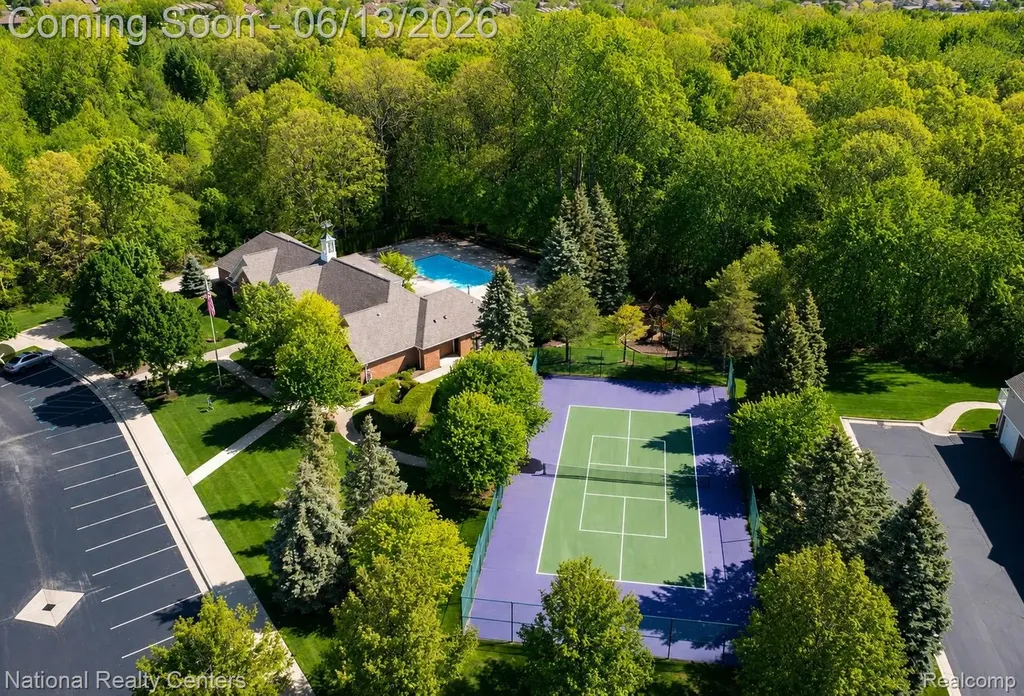 4033 Berkshire Drive Sterling Heights City MI 48314