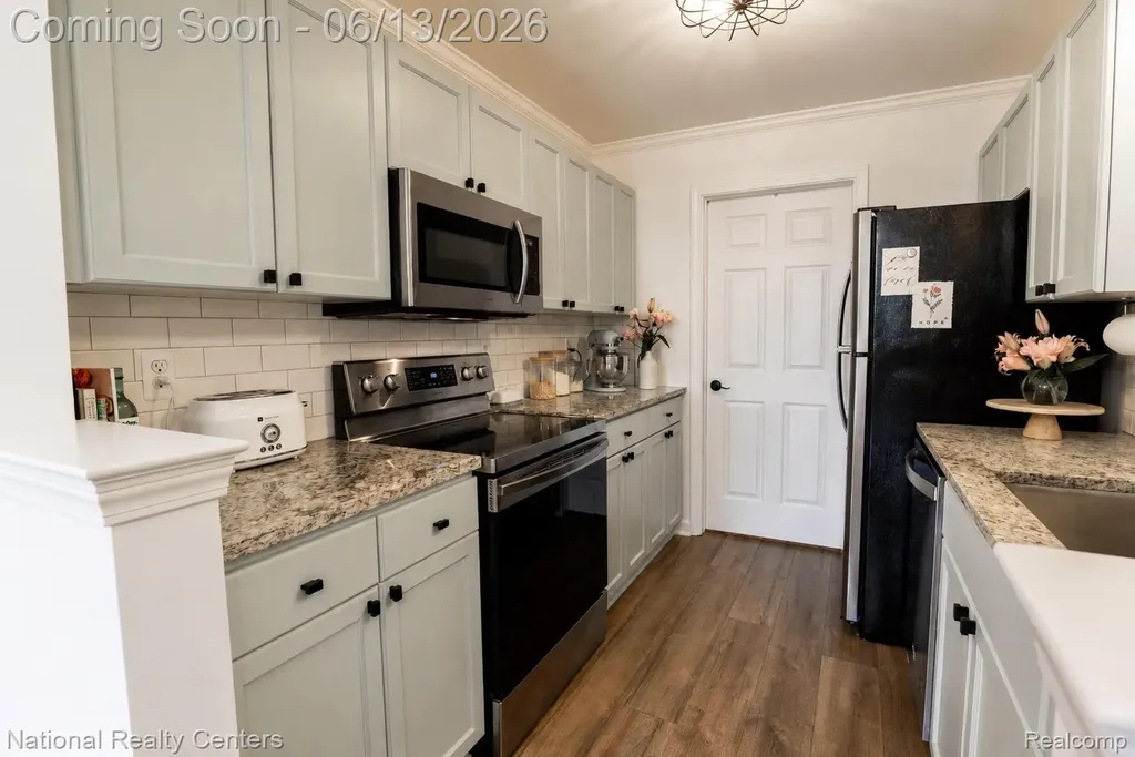 4033 Berkshire Drive Sterling Heights City MI 48314