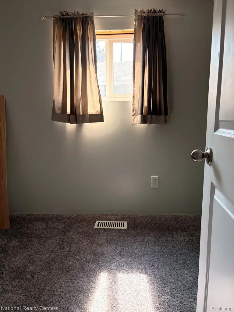 2025 Parkwood Court Norvell Township MI 49230
