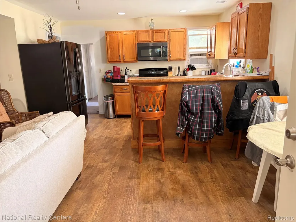 2025 Parkwood Court Norvell Township MI 49230