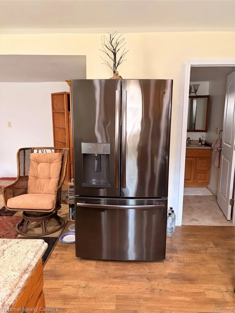 2025 Parkwood Court Norvell Township MI 49230