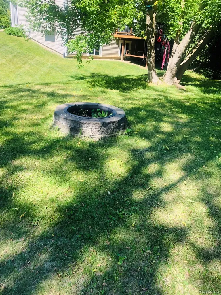 8396 Cooley Beach Drive White Lake Charter Township MI 48386