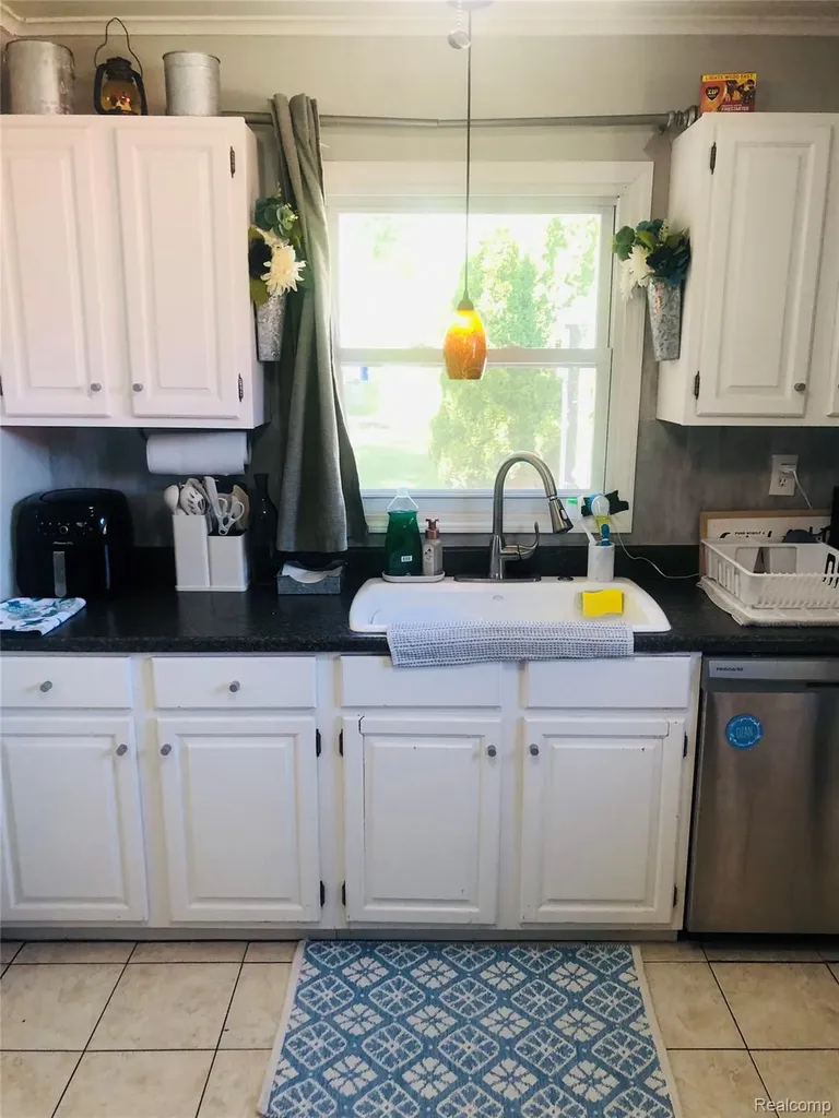 8396 Cooley Beach Drive White Lake Charter Township MI 48386