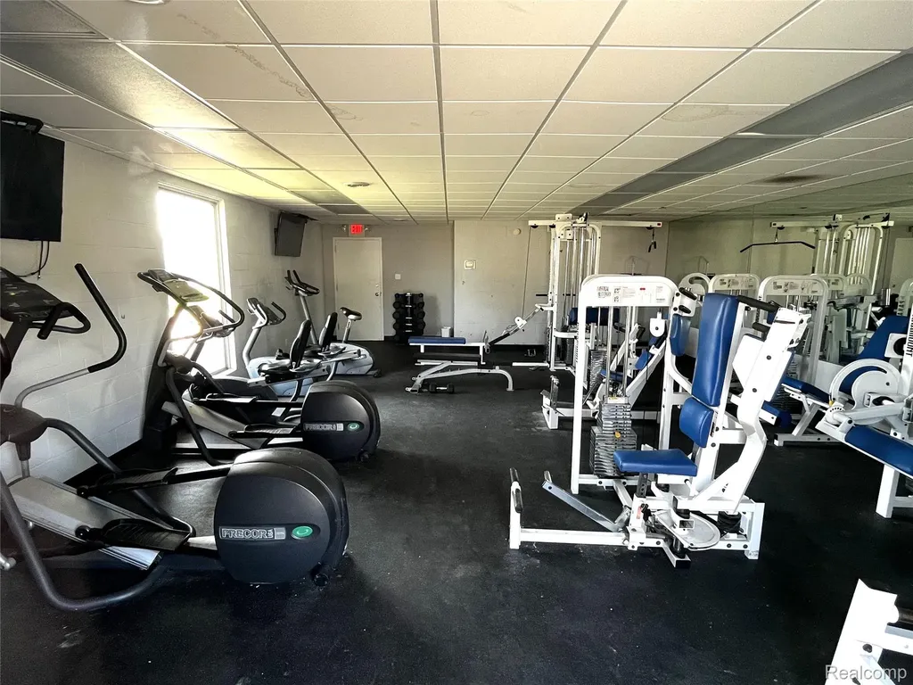 15376 Enchante Drive Clinton Charter Township MI 48038