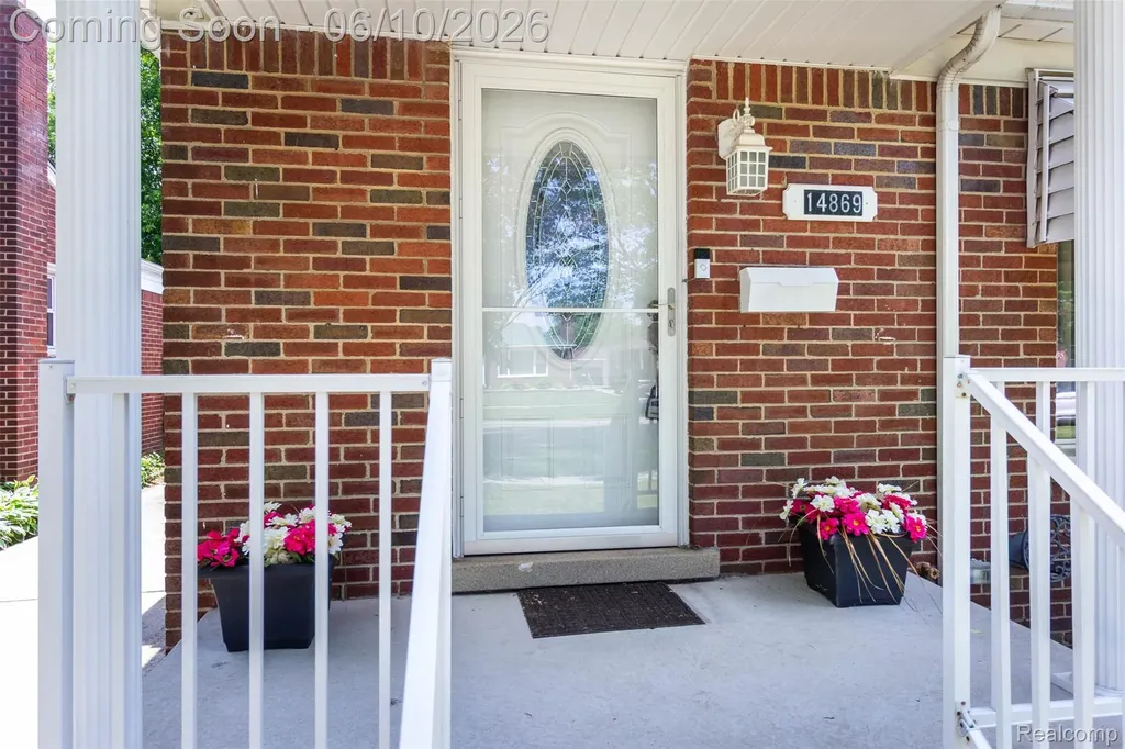 14869 Champaign Road Allen Park City MI 48101