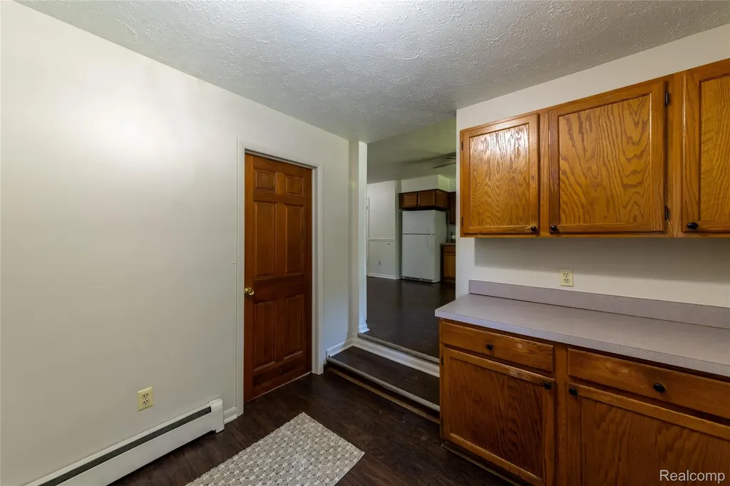 13390 Cogswell Street Romulus City MI 48174