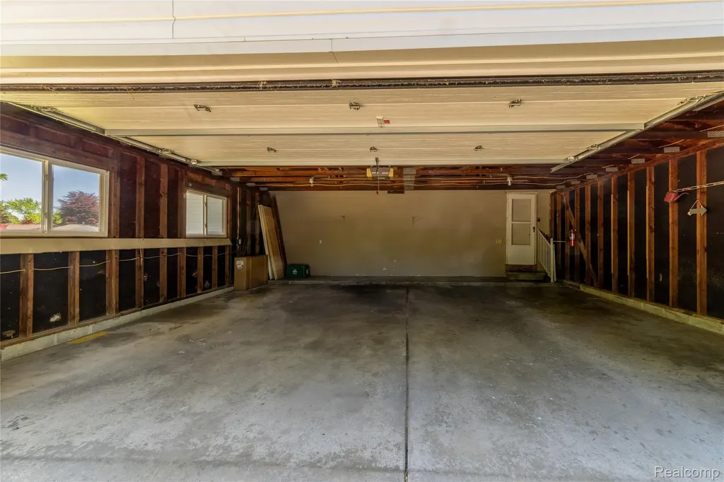 13390 Cogswell Street Romulus City MI 48174