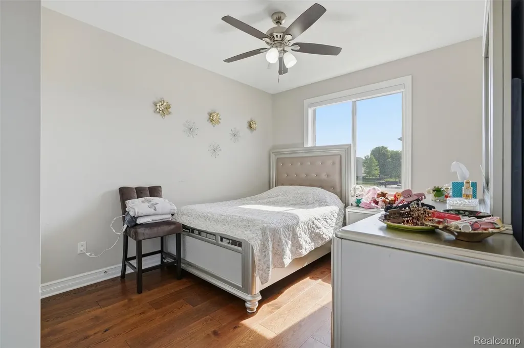 19077 Thompson Drive Macomb Township MI 48042
