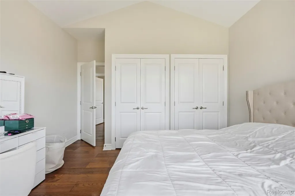 19077 Thompson Drive Macomb Township MI 48042
