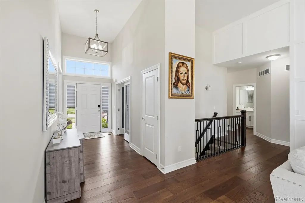 19077 Thompson Drive Macomb Township MI 48042