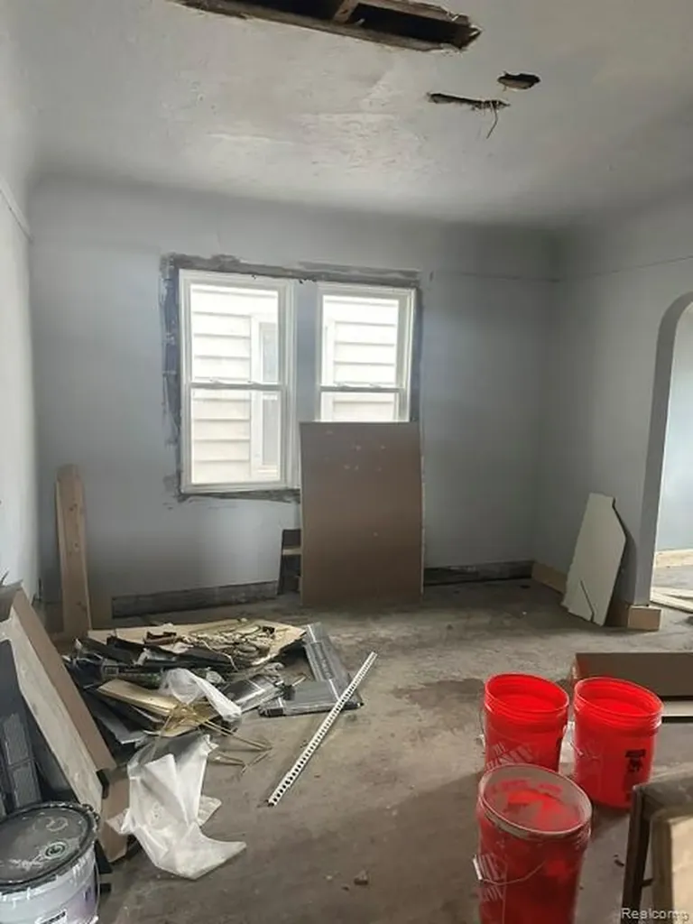 338 Richter Street River Rouge City MI 48218