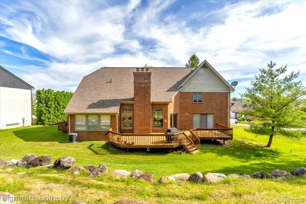 4156 Marlwood Drive West Bloomfield Charter Township MI 48323