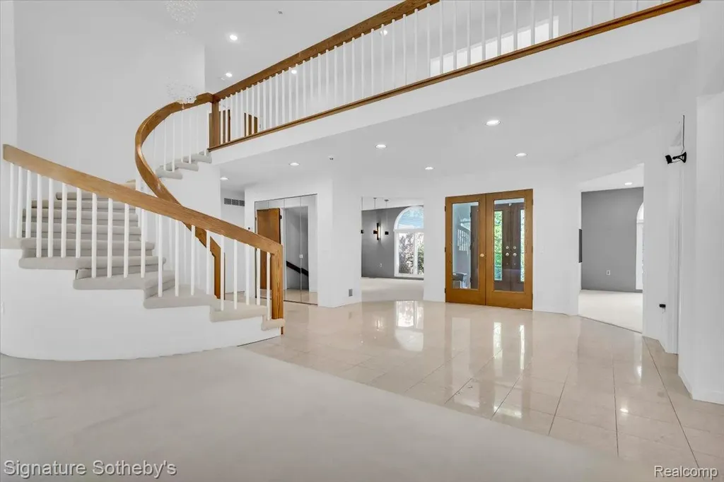 4156 Marlwood Drive West Bloomfield Charter Township MI 48323