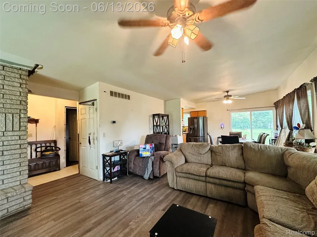 3505 Bendelow Road Rochester Hills City MI 48307