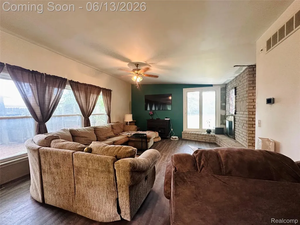3505 Bendelow Road Rochester Hills City MI 48307