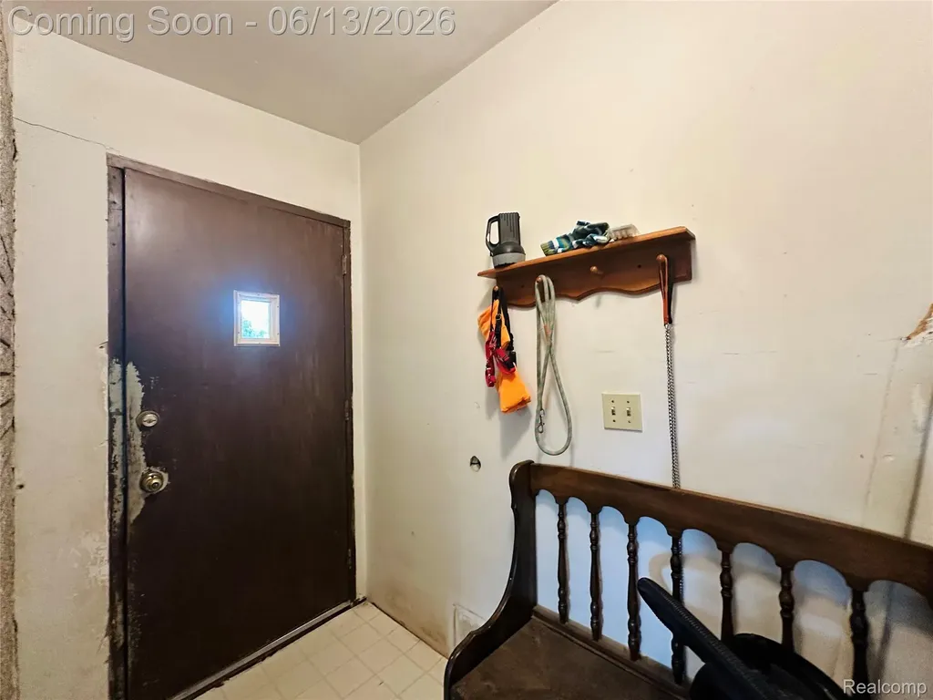 3505 Bendelow Road Rochester Hills City MI 48307