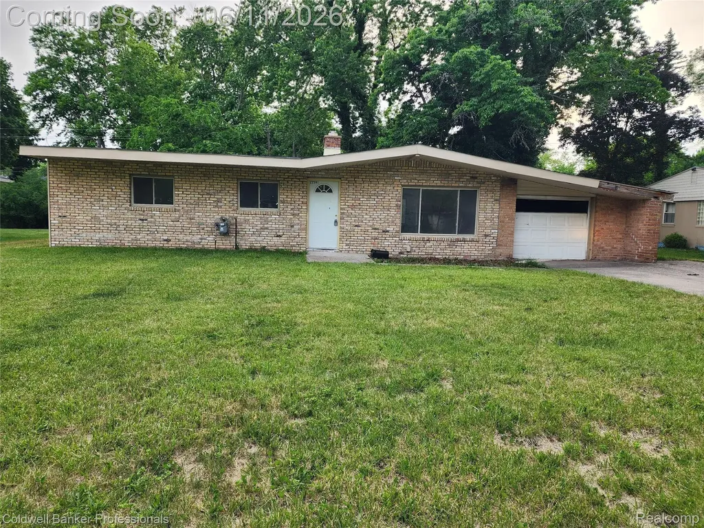 27391 Spring Arbor Drive Southfield City MI 48076