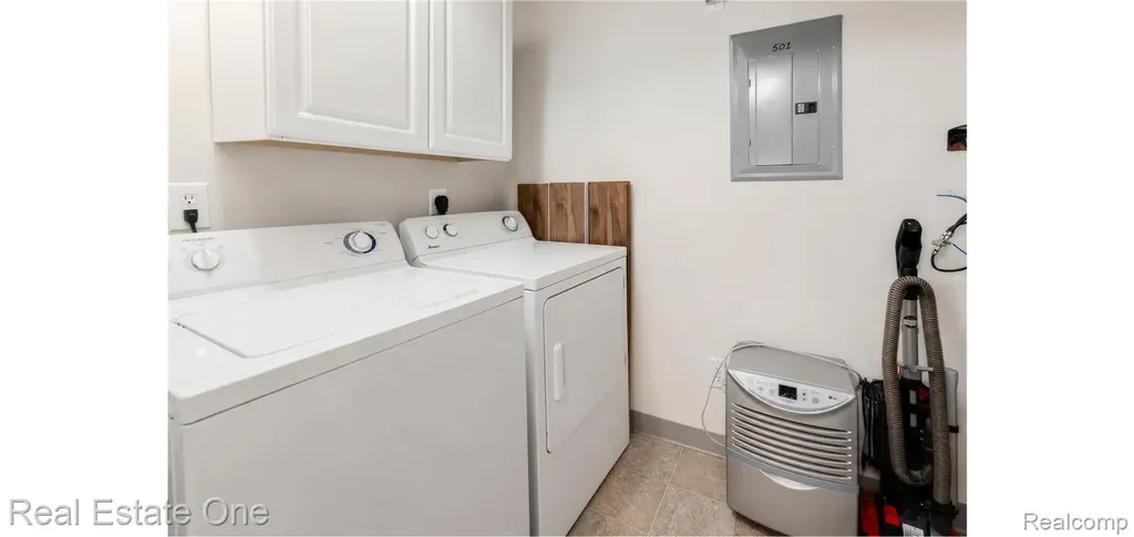 2635 Greenstone Boulevard Auburn Hills City MI 48326