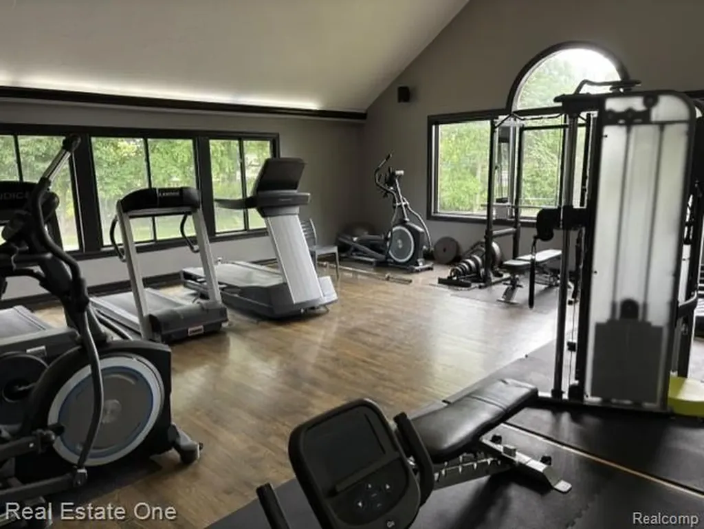 2635 Greenstone Boulevard Auburn Hills City MI 48326