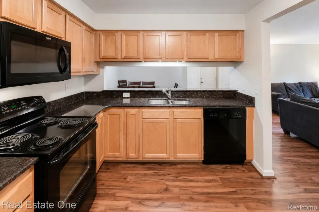 2635 Greenstone Boulevard Auburn Hills City MI 48326