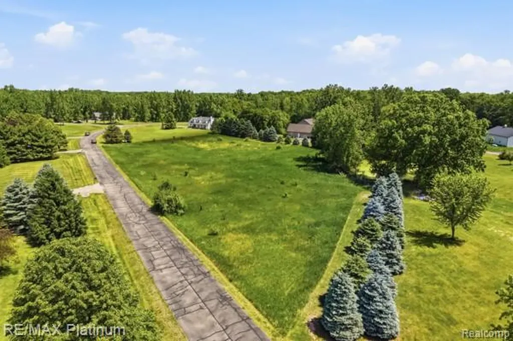00 Iosco Mountain Road E Iosco Township MI 48137
