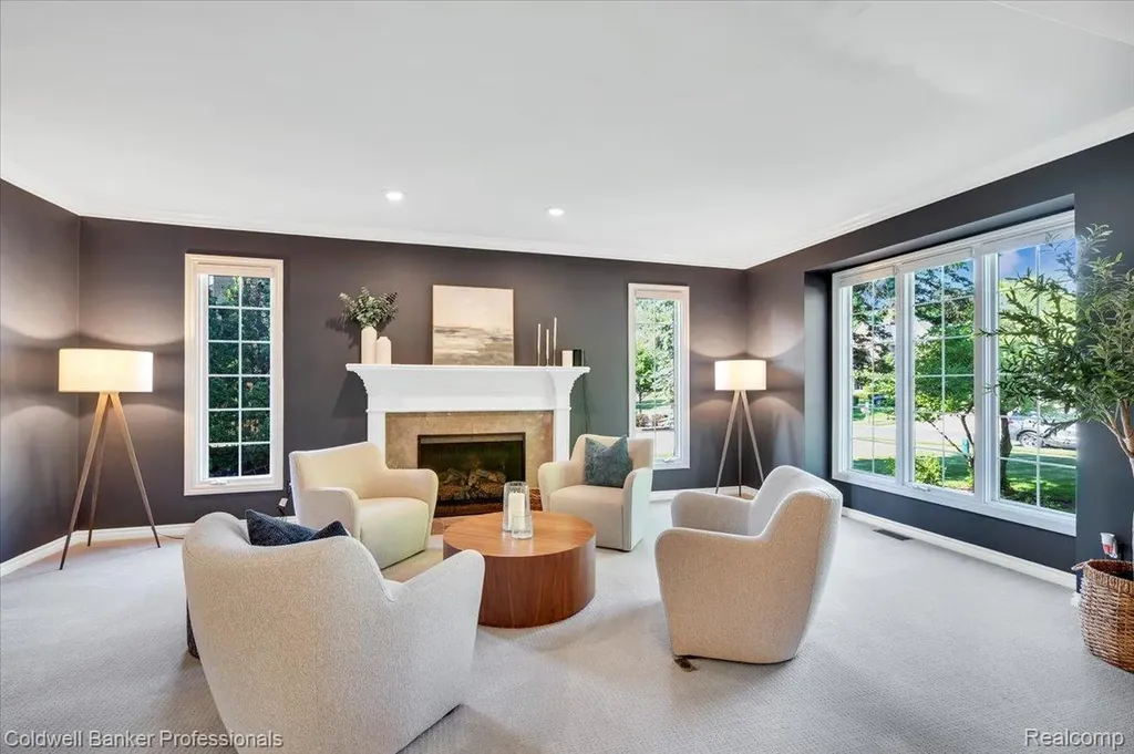 1399 Pebble Ridge Drive Rochester City MI 48307