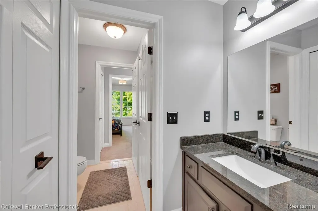 1399 Pebble Ridge Drive Rochester City MI 48307