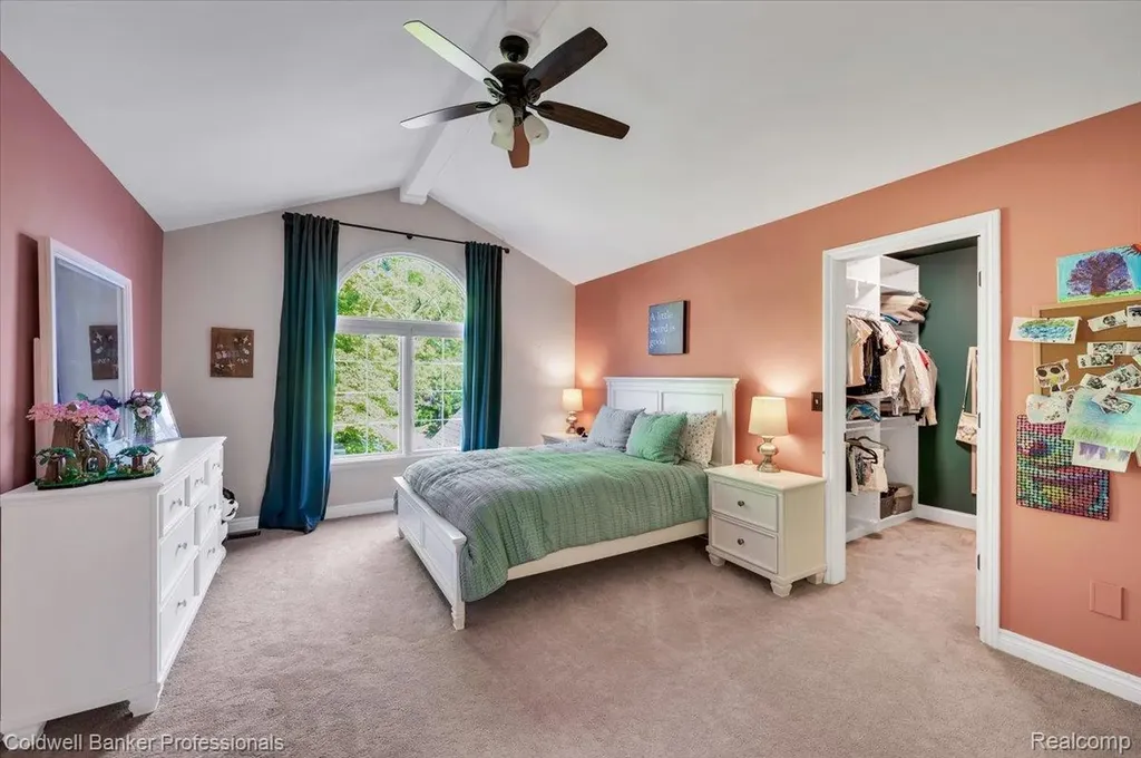1399 Pebble Ridge Drive Rochester City MI 48307