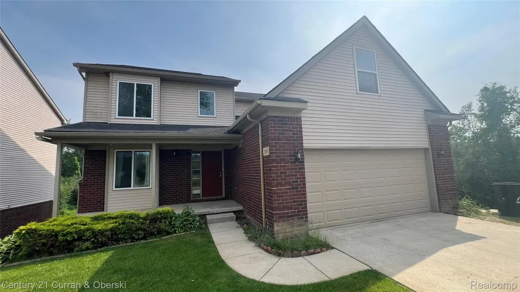 3493 Silver Stone Drive Milford Charter Township MI 48380