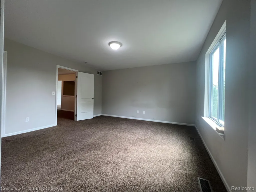 3493 Silver Stone Drive Milford Charter Township MI 48380