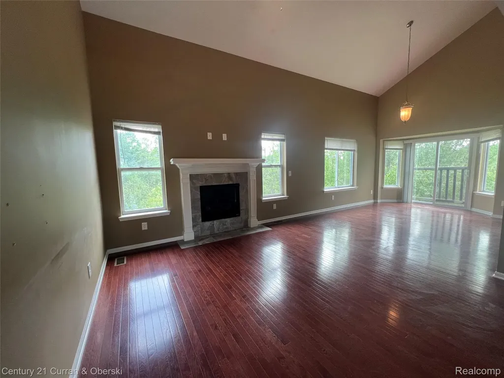 3493 Silver Stone Drive Milford Charter Township MI 48380