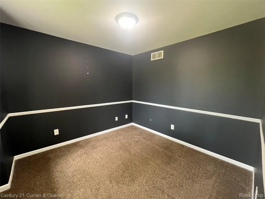3493 Silver Stone Drive Milford Charter Township MI 48380