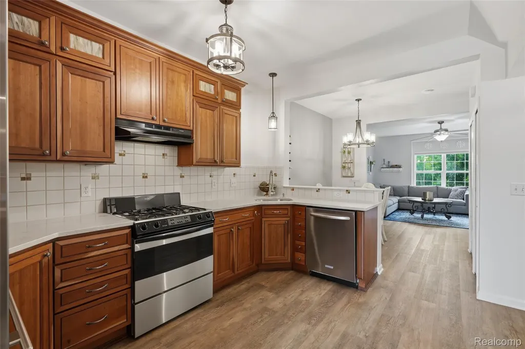 2138 Knotty Pine Trail Howell Township MI 48855
