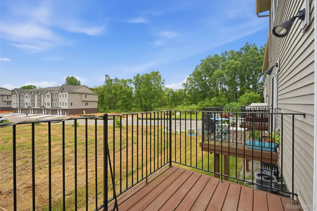 2138 Knotty Pine Trail Howell Township MI 48855