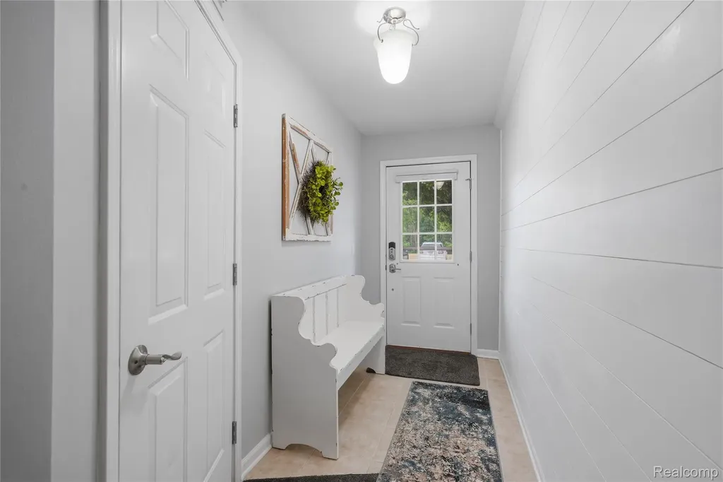 2138 Knotty Pine Trail Howell Township MI 48855