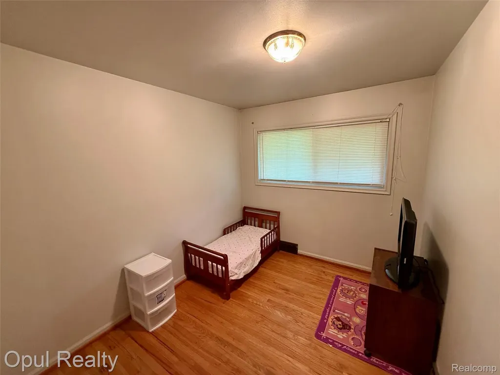 26362 Margareta Street Redford Charter Township MI 48240
