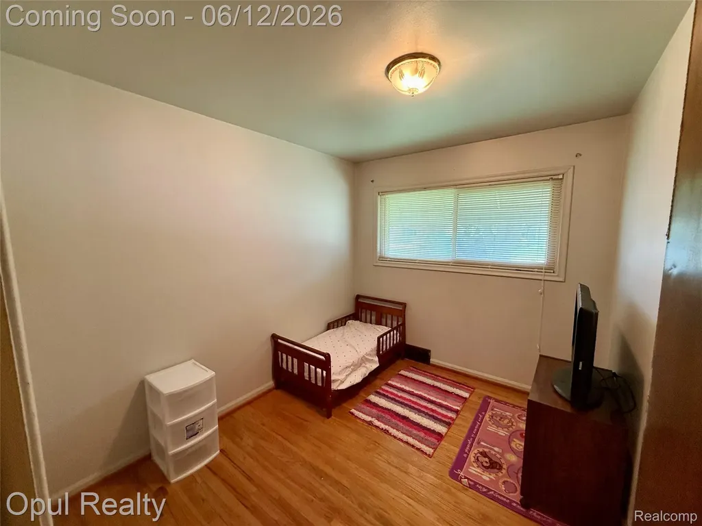 26362 Margareta Street Redford Charter Township MI 48240