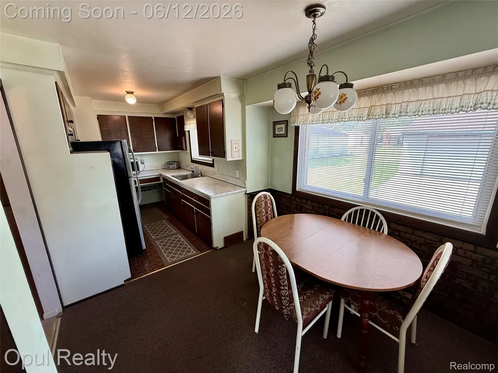26362 Margareta Street Redford Charter Township MI 48240