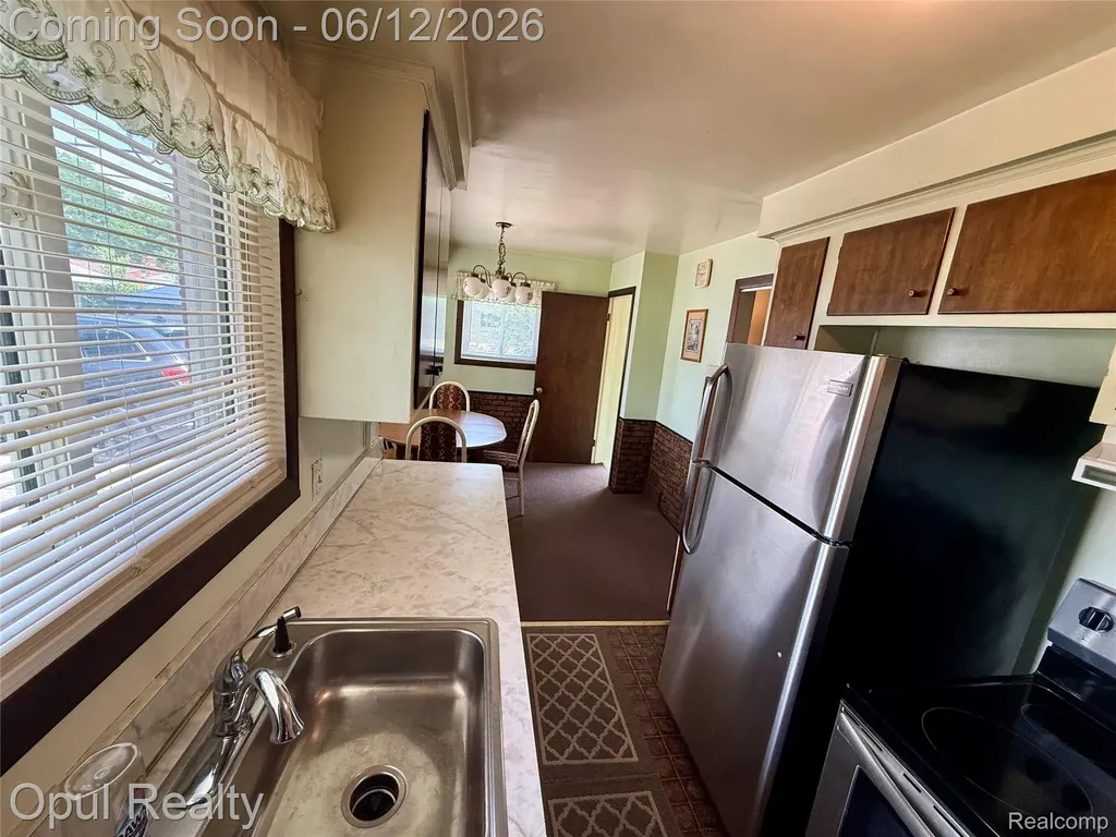 26362 Margareta Street Redford Charter Township MI 48240