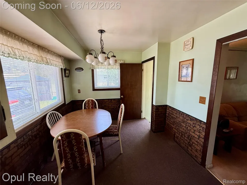 26362 Margareta Street Redford Charter Township MI 48240