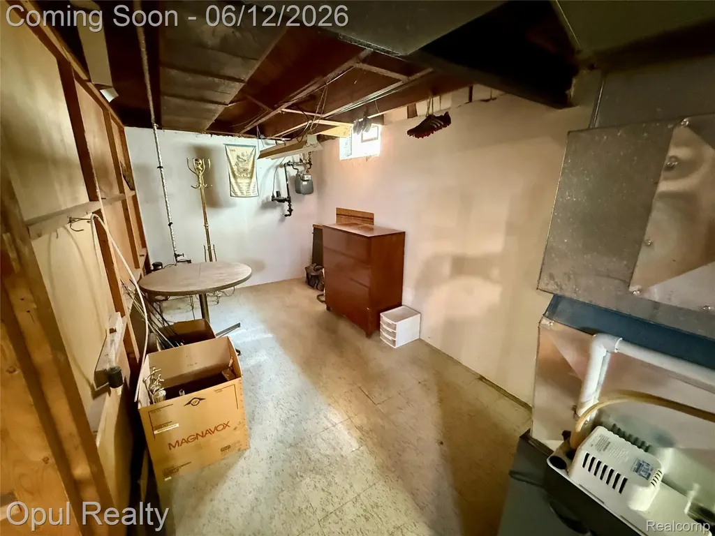 26362 Margareta Street Redford Charter Township MI 48240