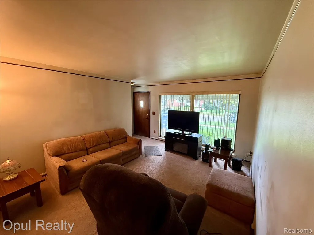 26362 Margareta Street Redford Charter Township MI 48240
