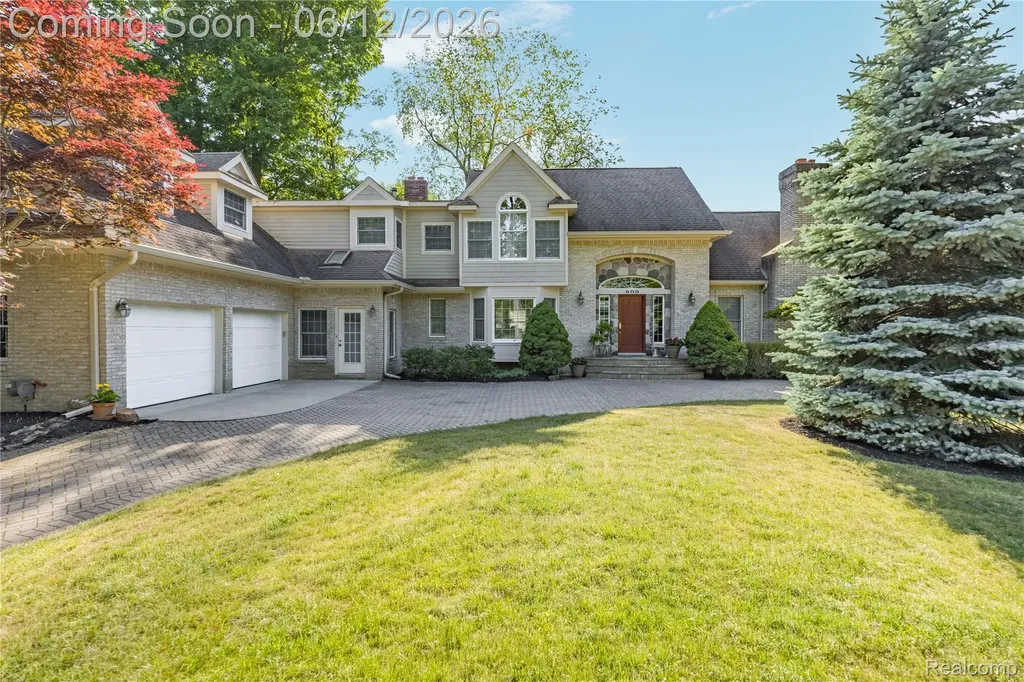905 Spring Drive Northville Township MI 48167