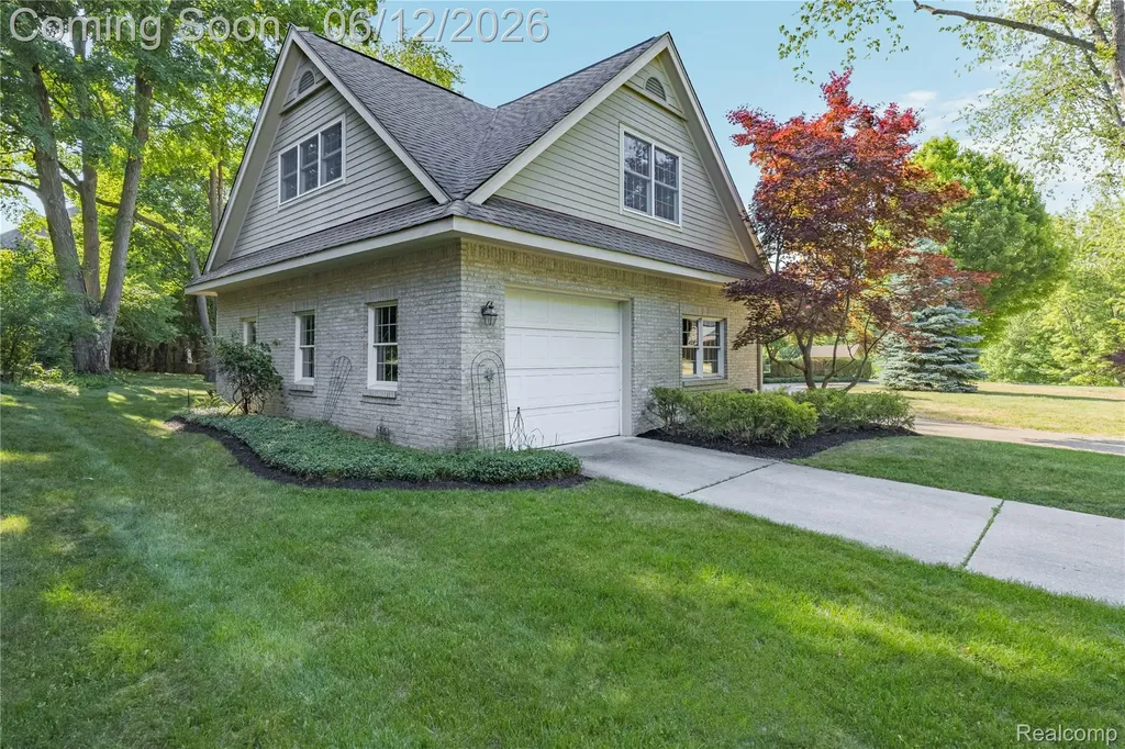 905 Spring Drive Northville Township MI 48167