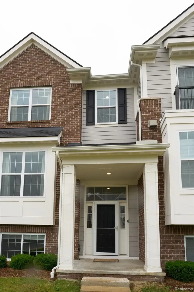 49701 Lantern Way Canton Charter Township MI 48188