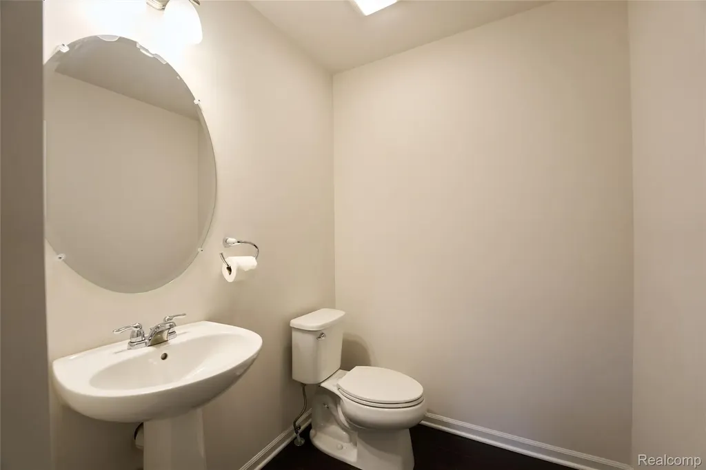 49701 Lantern Way Canton Charter Township MI 48188