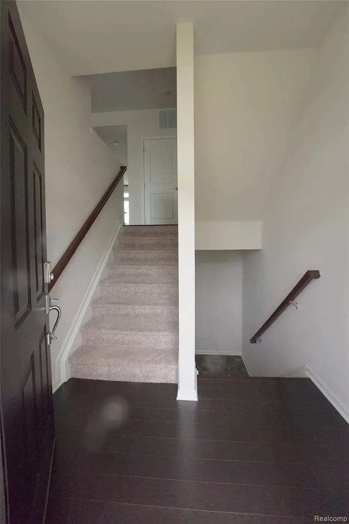 49701 Lantern Way Canton Charter Township MI 48188